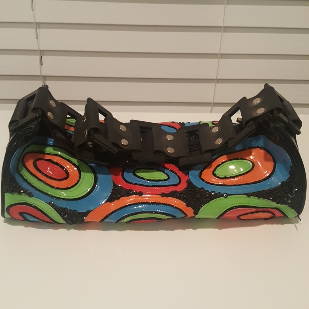 Multi colored shoulder handbag